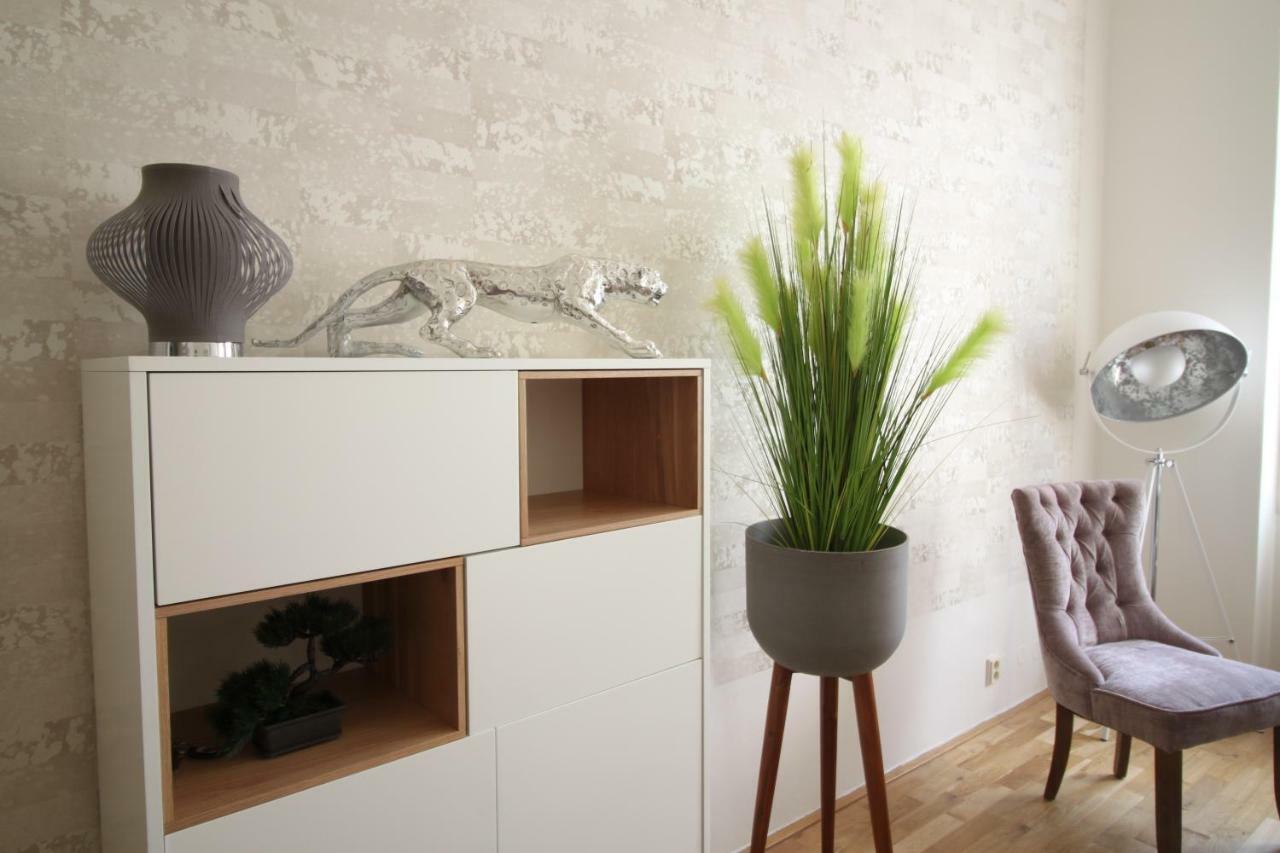 New Design & Style Apartment Old Town Xxl Praga Esterno foto