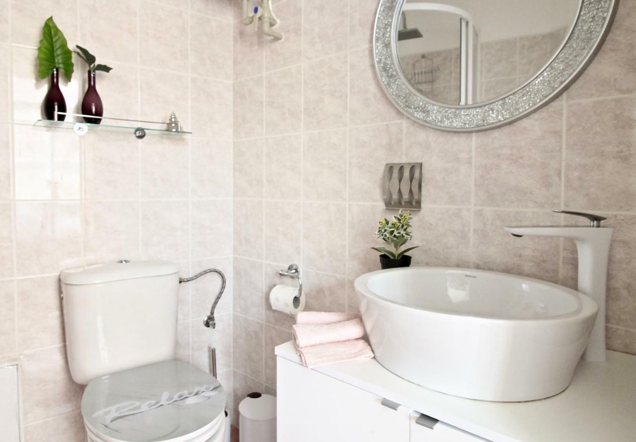 New Design & Style Apartment Old Town Xxl Praga Esterno foto
